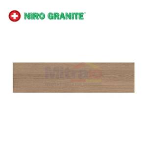 Niro Granite Lantai Fine Wood GFN03 15x60 Cm Coklat Kayu
